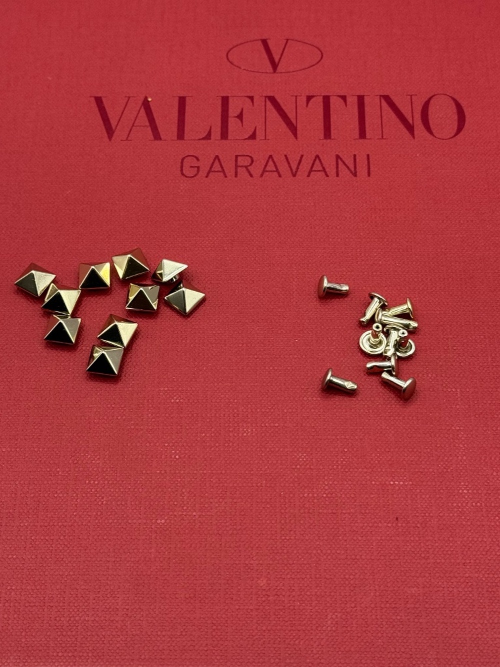 Valentino Garavani Rockstud Replacement – Platino Tone with Matching Post